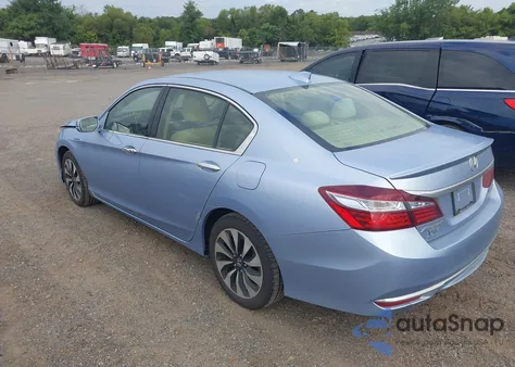 2017 Honda Accord Hybrid z USA, uszkodzony, nr VIN JHMCR6F38HC008220